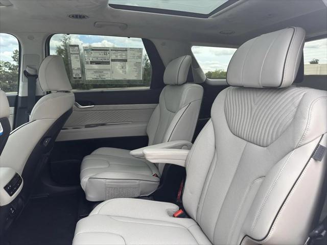 new 2025 Hyundai Palisade car, priced at $52,268
