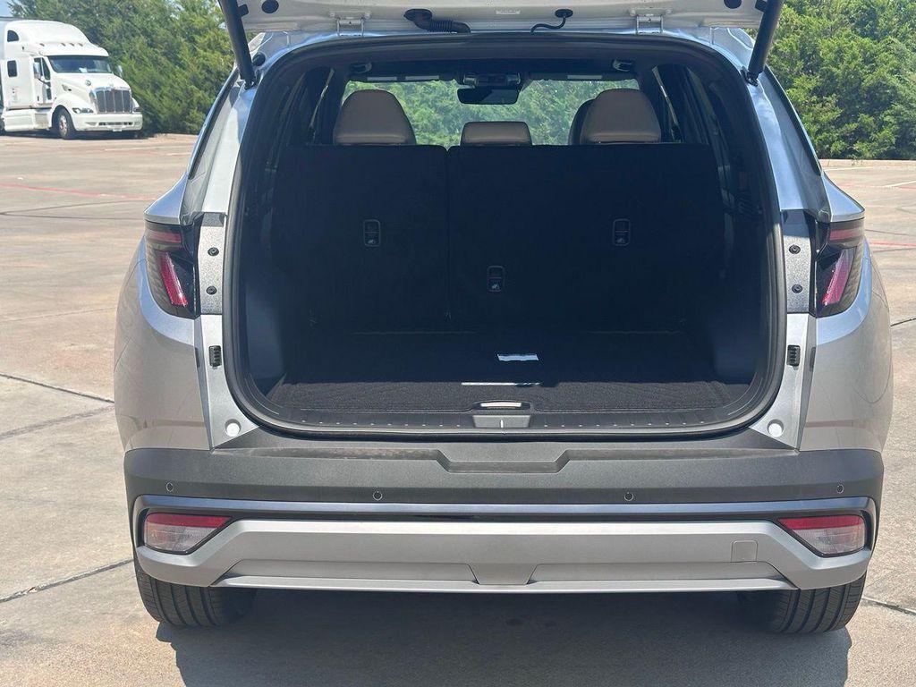 new 2025 Hyundai TUCSON Hybrid car, priced at $40,691