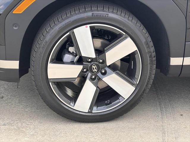 new 2025 Hyundai Santa Fe car, priced at $44,165