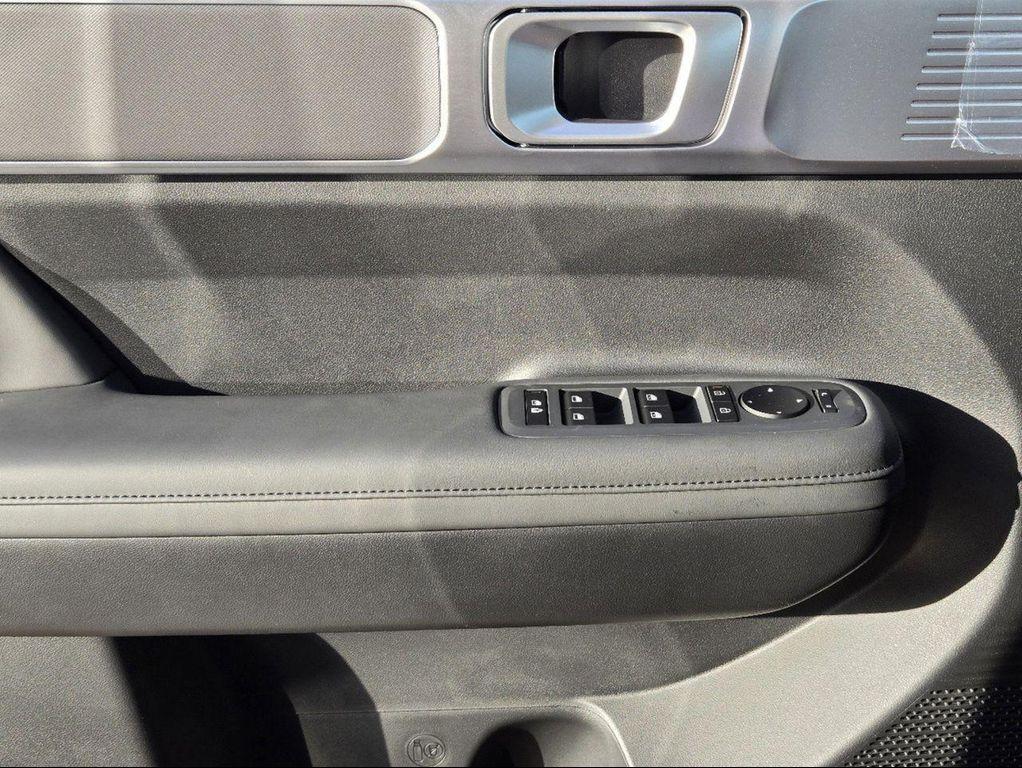 used 2025 Hyundai Santa Fe car, priced at $33,744