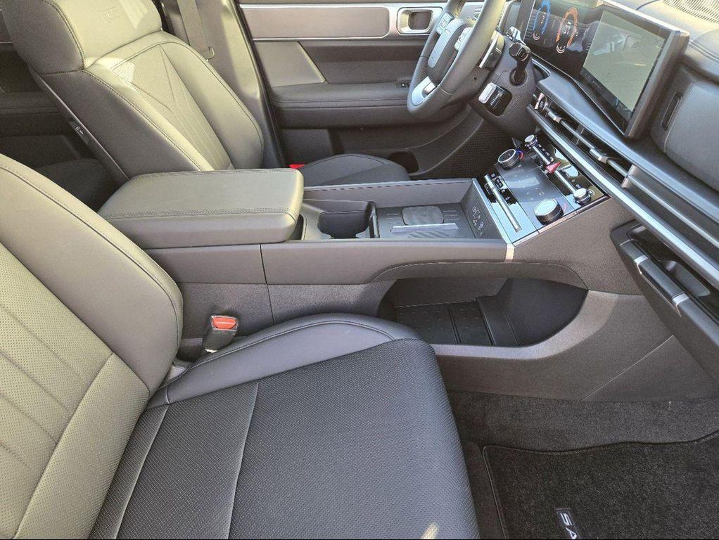 used 2025 Hyundai Santa Fe car, priced at $41,733