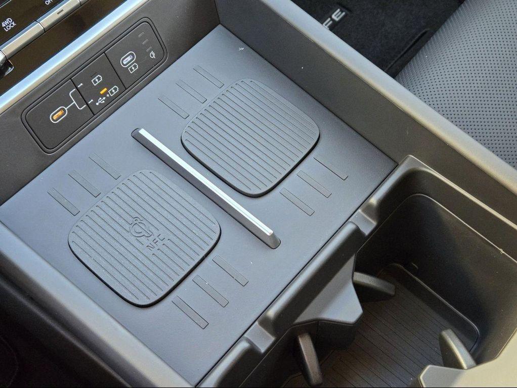 used 2025 Hyundai Santa Fe car, priced at $41,733