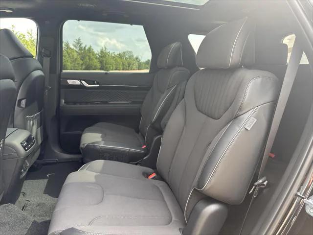 new 2025 Hyundai Palisade car, priced at $53,358