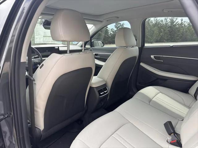 new 2025 Hyundai Sonata Hybrid car, priced at $37,934