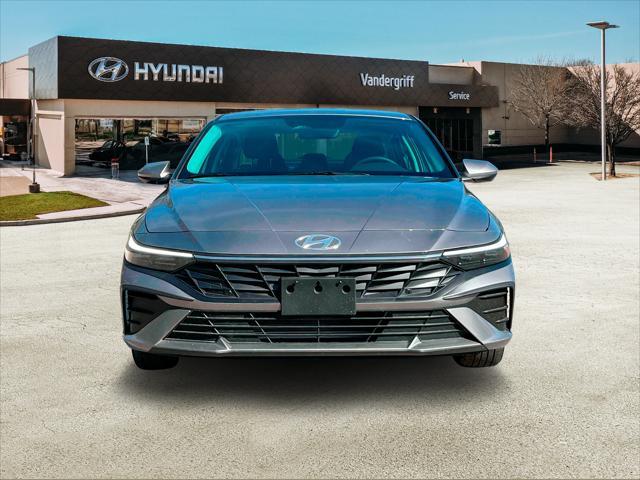 new 2024 Hyundai Elantra car, priced at $20,725