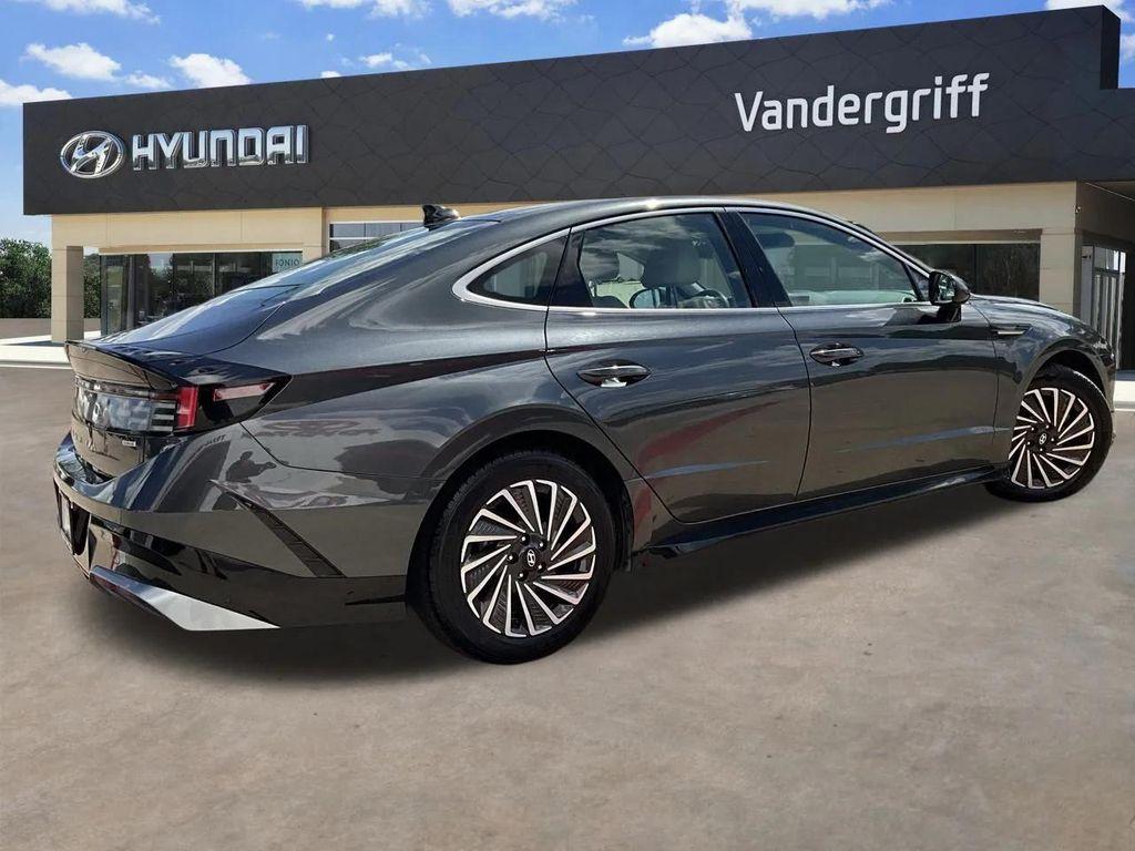 used 2024 Hyundai Sonata Hybrid car, priced at $21,450