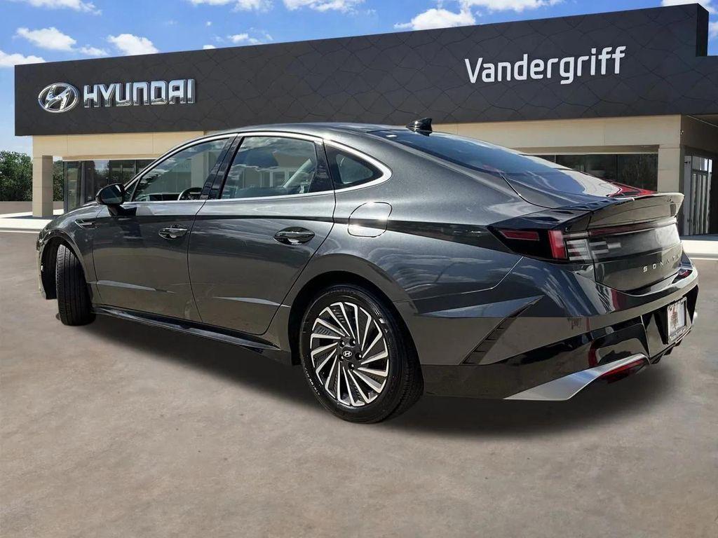 used 2024 Hyundai Sonata Hybrid car, priced at $21,450