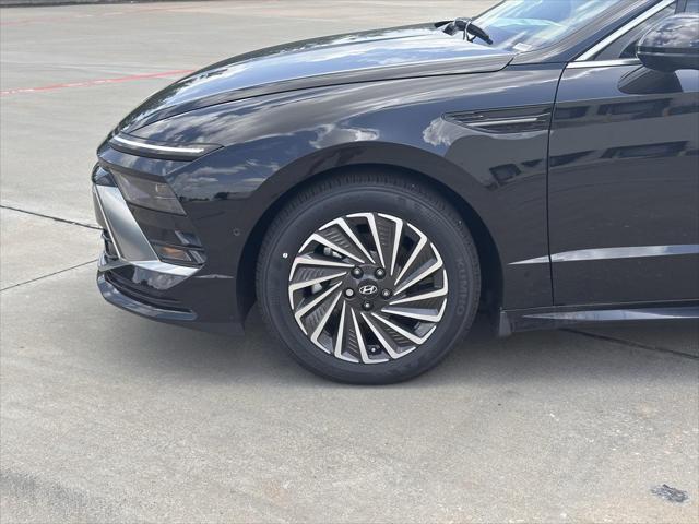 new 2025 Hyundai Sonata Hybrid car, priced at $38,842