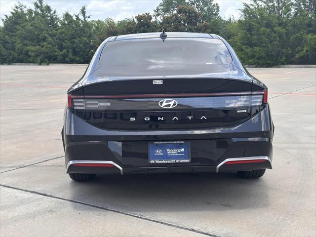 new 2025 Hyundai Sonata Hybrid car, priced at $38,842