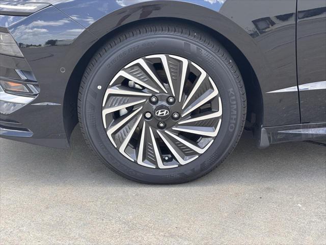 new 2025 Hyundai Sonata Hybrid car, priced at $38,842