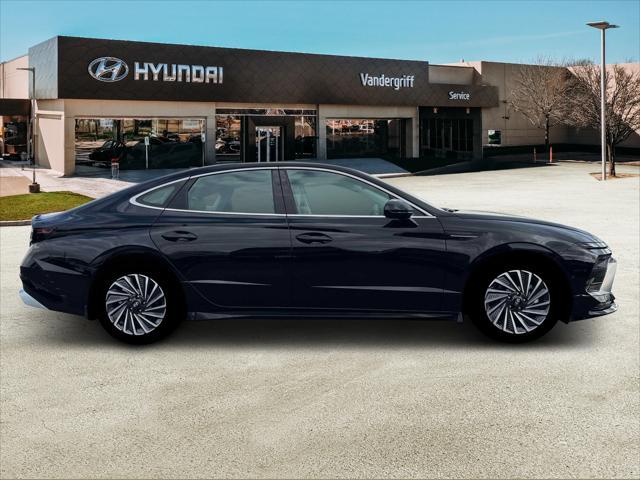 new 2025 Hyundai Sonata Hybrid car, priced at $37,842