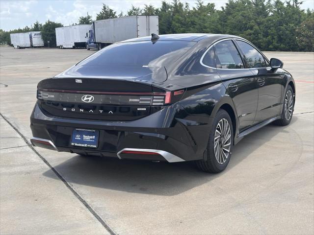 new 2025 Hyundai Sonata Hybrid car, priced at $38,842