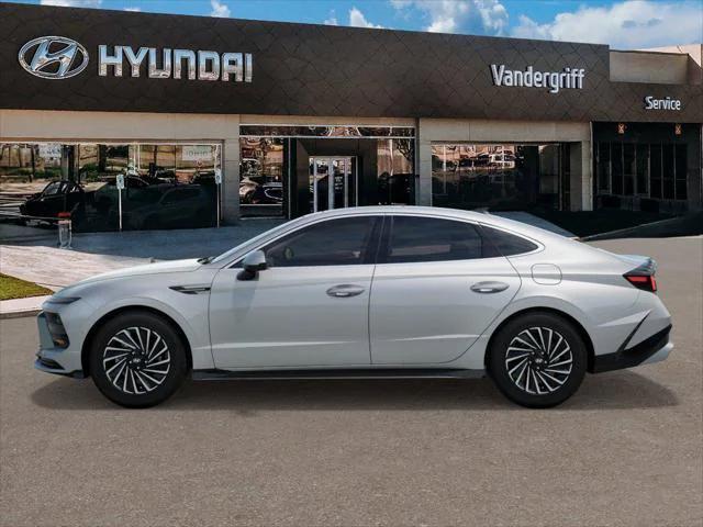 new 2025 Hyundai Sonata Hybrid car, priced at $38,577