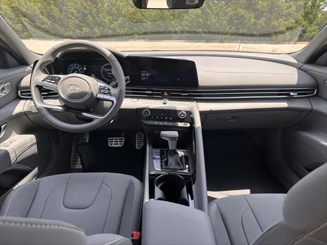 new 2025 Hyundai Elantra car, priced at $27,234
