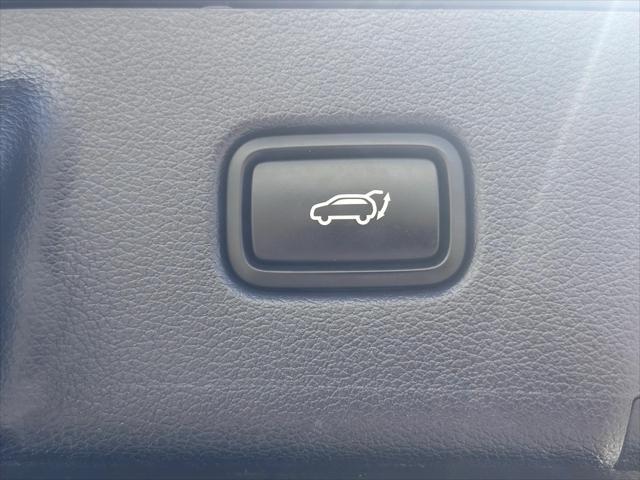 used 2023 Hyundai Palisade car, priced at $38,720