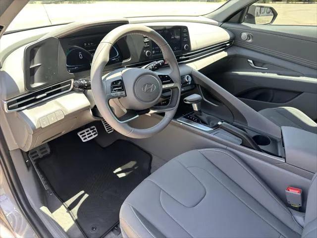 new 2025 Hyundai Elantra car, priced at $23,083