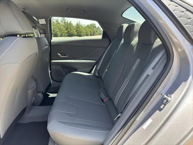 new 2025 Hyundai Elantra car, priced at $23,083