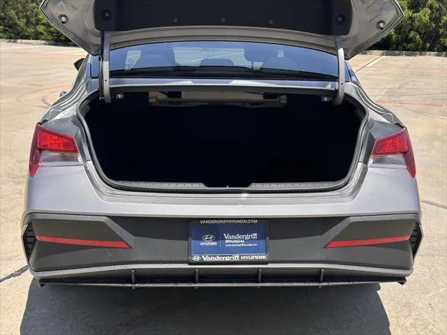 new 2025 Hyundai Elantra car, priced at $23,083