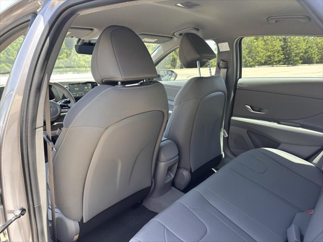 new 2025 Hyundai Elantra car, priced at $23,083