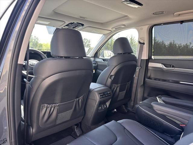 new 2025 Hyundai Palisade car, priced at $45,629