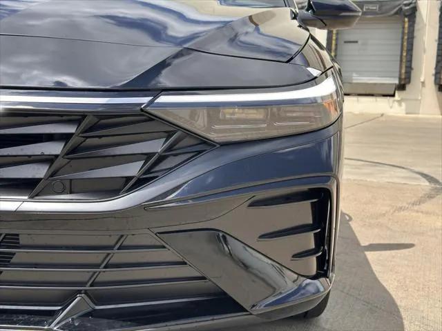 new 2025 Hyundai Elantra car, priced at $30,896