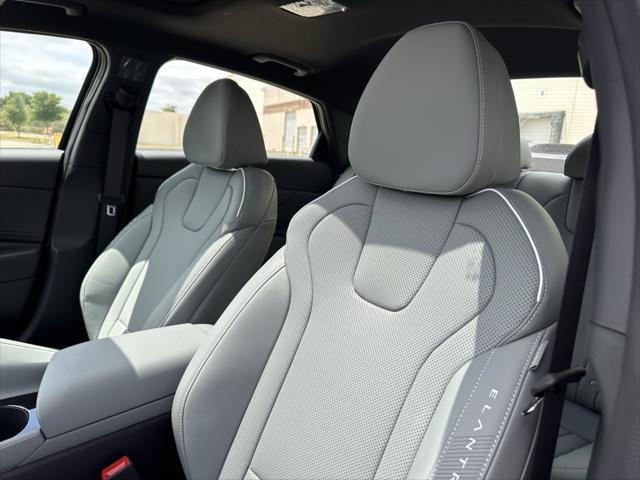 new 2025 Hyundai Elantra car, priced at $30,896