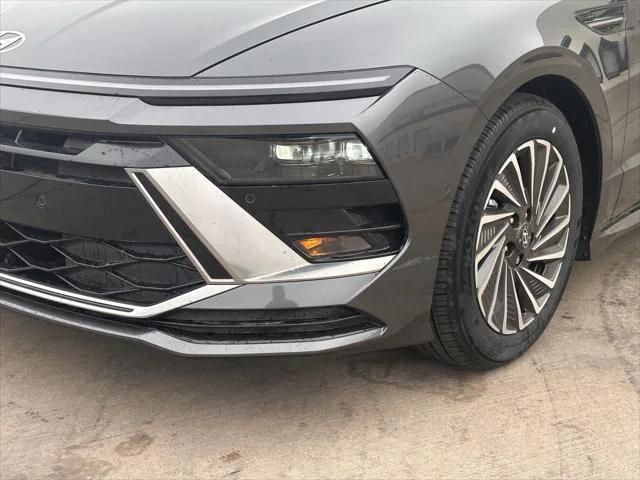 new 2025 Hyundai Sonata Hybrid car, priced at $37,340