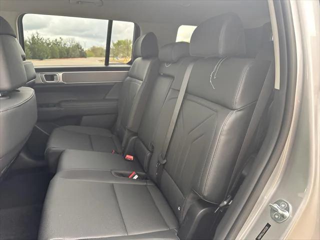 new 2025 Hyundai Santa Fe car, priced at $35,847