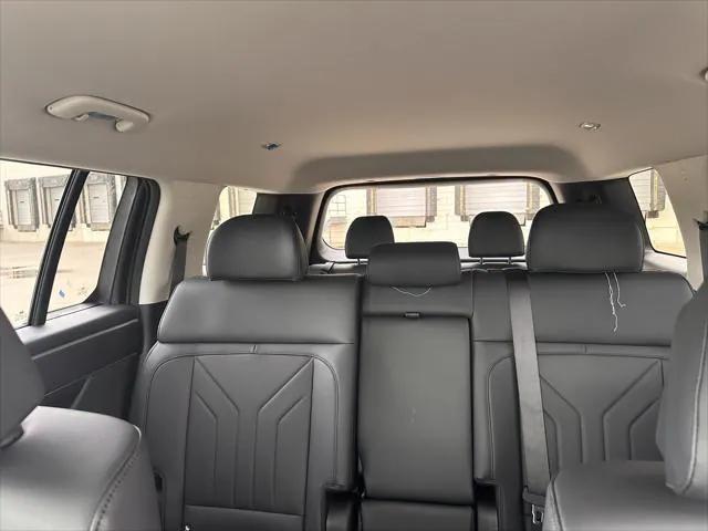 new 2025 Hyundai Santa Fe car, priced at $35,847