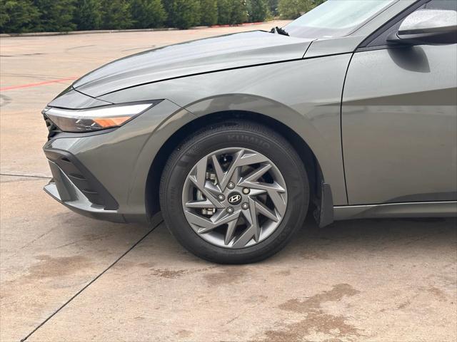 used 2024 Hyundai Elantra car