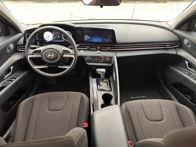 used 2024 Hyundai Elantra car