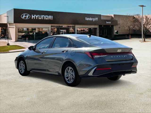 used 2024 Hyundai Elantra car
