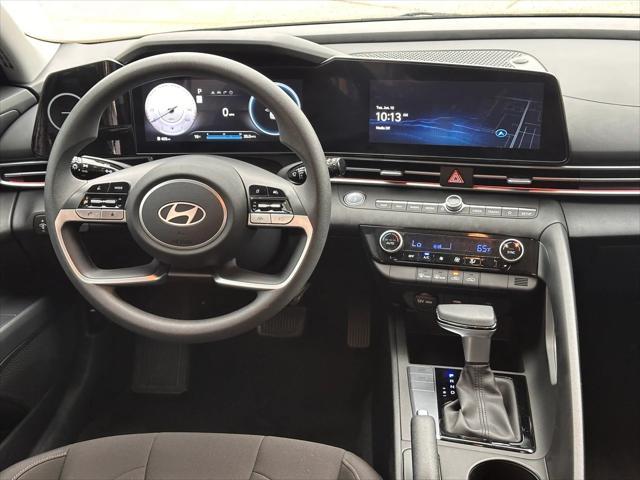 used 2024 Hyundai Elantra car