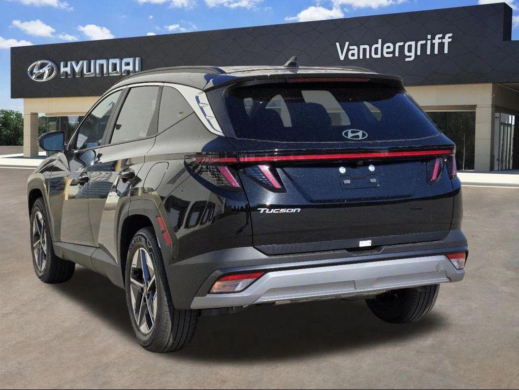 new 2025 Hyundai Tucson car, priced at $27,926