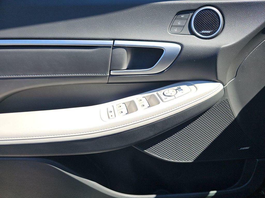used 2025 Hyundai Sonata Hybrid car, priced at $33,711