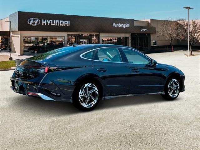 new 2024 Hyundai Sonata car, priced at $29,214