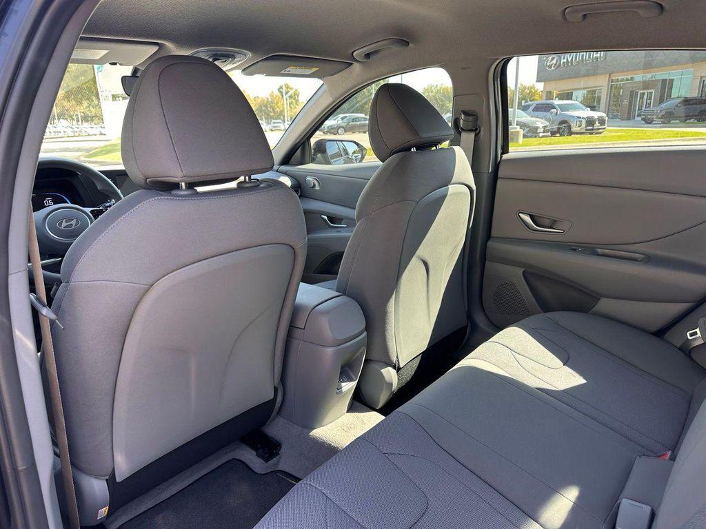 new 2025 Hyundai Elantra car, priced at $21,290
