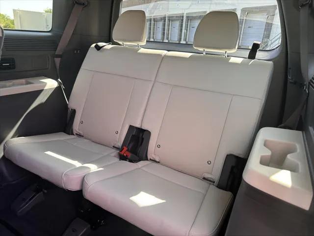 new 2025 Hyundai Santa Fe car, priced at $35,847
