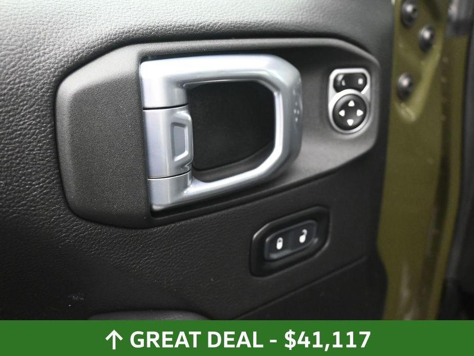 used 2023 Jeep Gladiator car, priced at $41,117