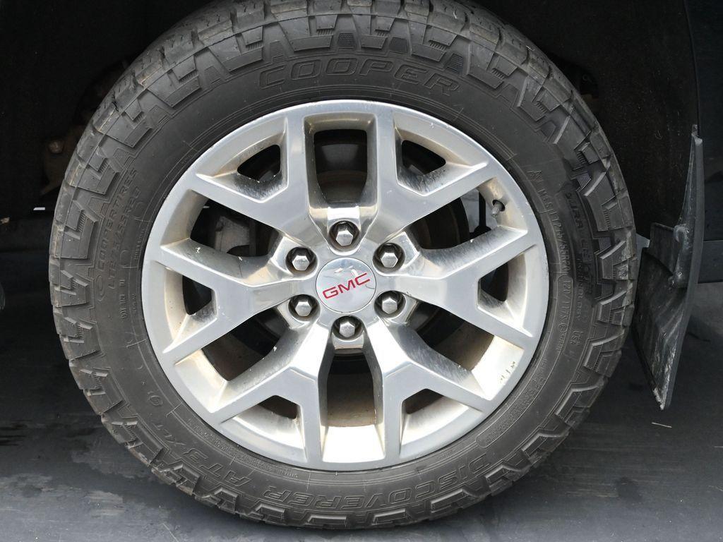 used 2015 GMC Yukon XL car, priced at $14,564
