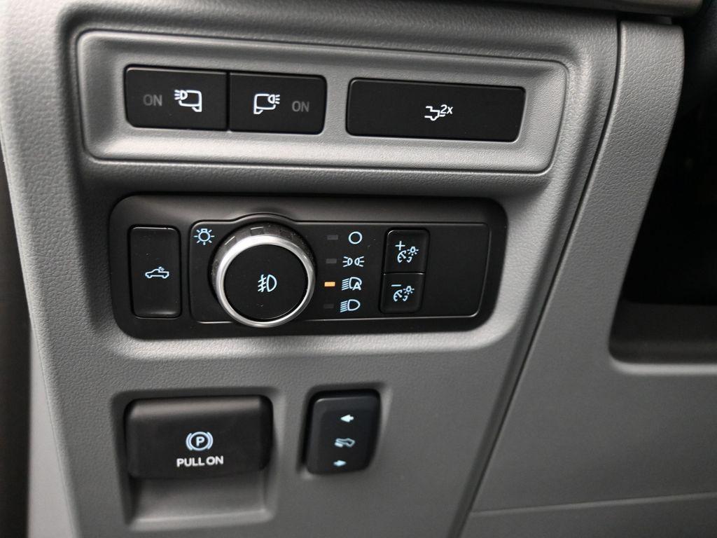 new 2024 Ford F-150 car, priced at $58,605