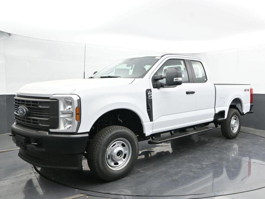 new 2024 Ford F-250 car, priced at $50,275