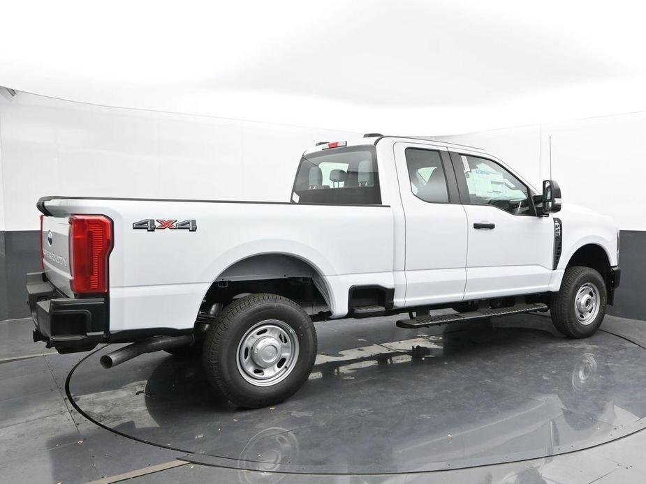 new 2024 Ford F-250 car, priced at $50,275