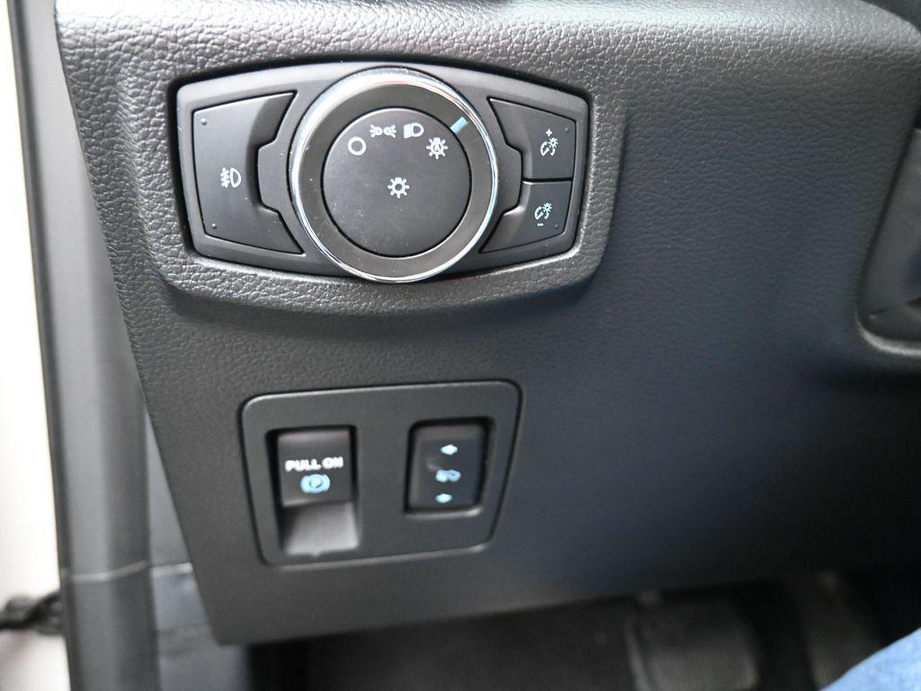 used 2021 Ford Expedition car, priced at $42,253