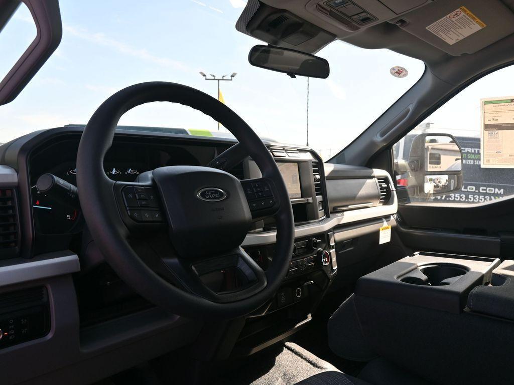 new 2024 Ford F-350 car, priced at $60,360