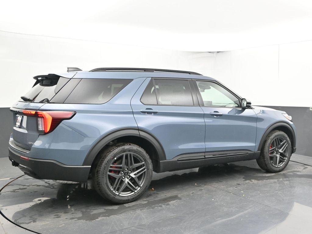 new 2025 Ford Explorer car, priced at $50,868