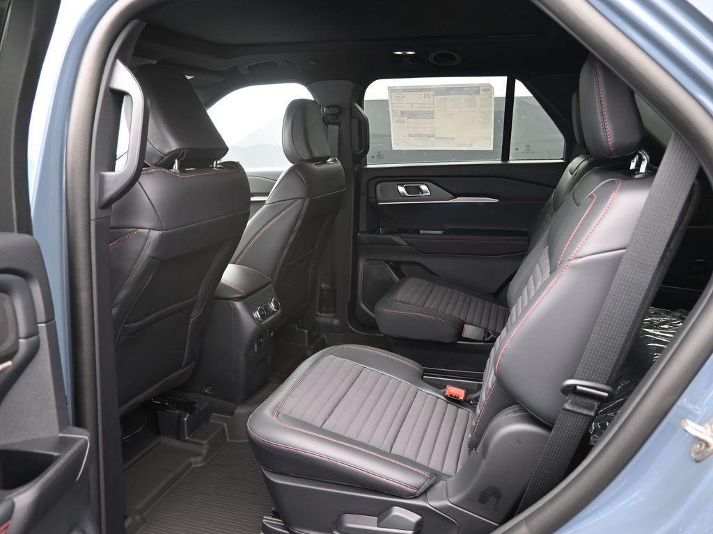 new 2025 Ford Explorer car, priced at $50,868