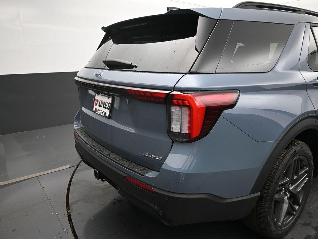 new 2025 Ford Explorer car, priced at $50,868