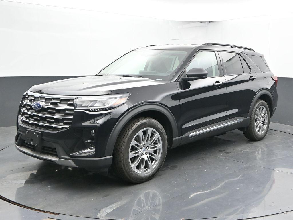 new 2025 Ford Explorer car, priced at $45,102
