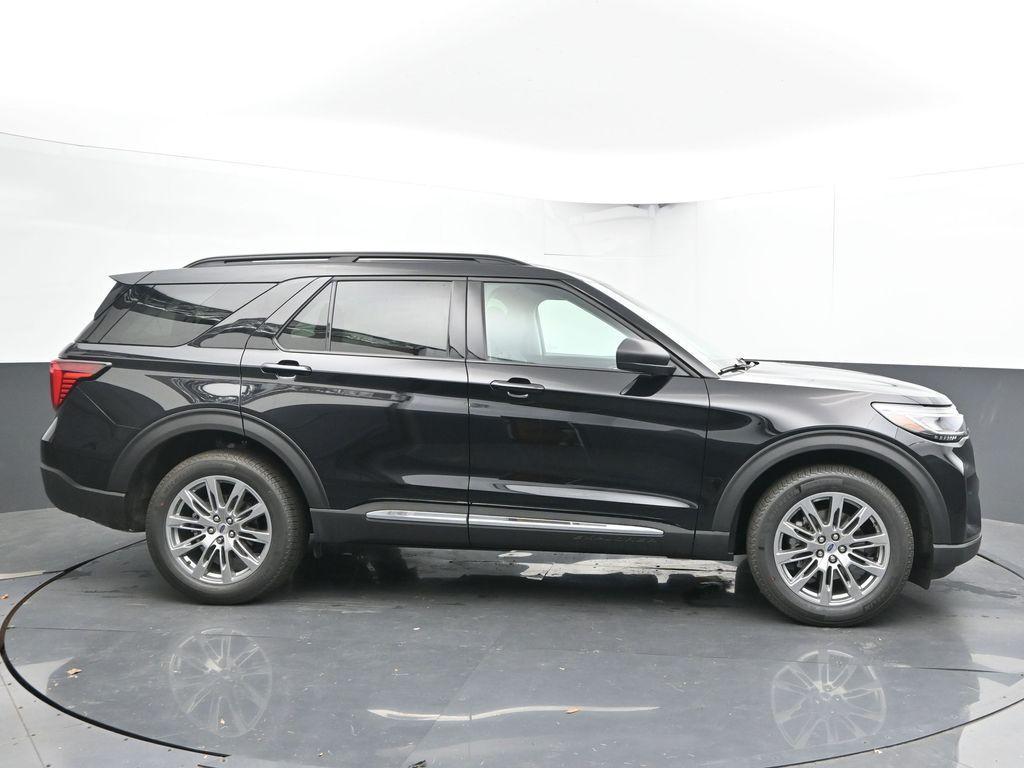 new 2025 Ford Explorer car, priced at $45,102